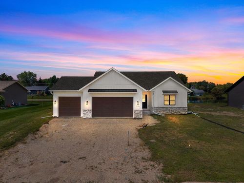 275 Jasmine Drive, BERLIN, WI, 54923 | Card Image