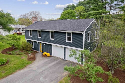 26 Gilson Rd, West Lebanon, NH, 03784-3007 | Card Image