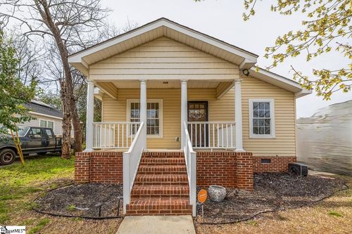 409 Gower St, Greenville, SC, 29611-4932 | Card Image