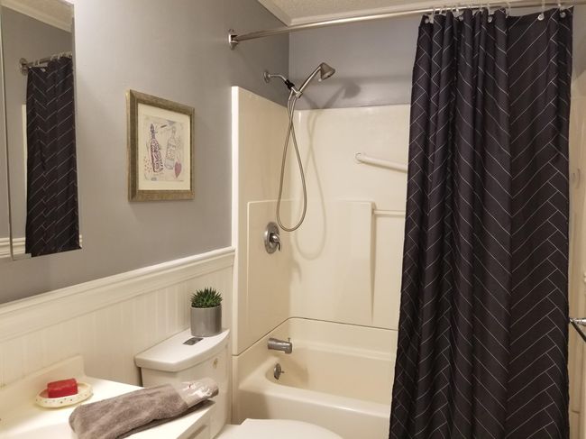 APT-2 - 1 Brookside Dr, Condo with 2 bedrooms, 1 bathrooms and null parking in Exeter NH | Image 15