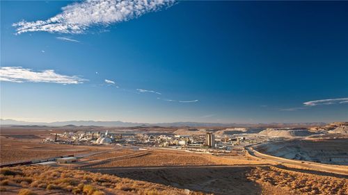 9 Pipeland Road, Boron, CA, 93516 | Card Image