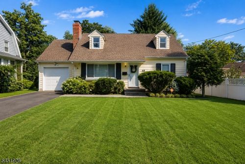 115 Willow Ave, North Plainfield, NJ, 07060-4530 | Card Image