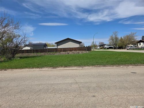 2101 100a St, Tisdale, SK, S0E1T0 | Card Image
