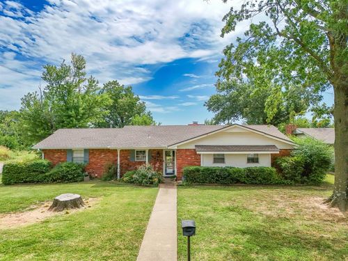 4411 N Chapman Ave, Shawnee, OK, 74804-1256 | Card Image
