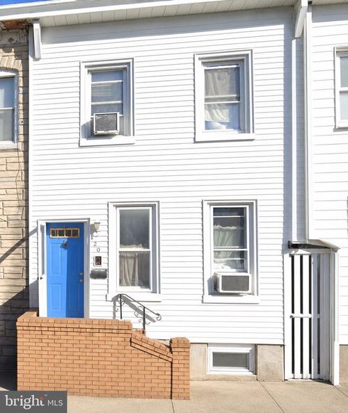 202 Fulton St, Trenton, NJ, 08611-1637 | Card Image