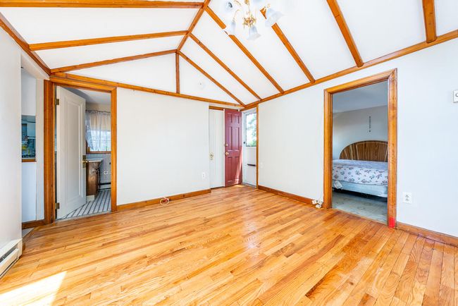 livroom2 | Image 12