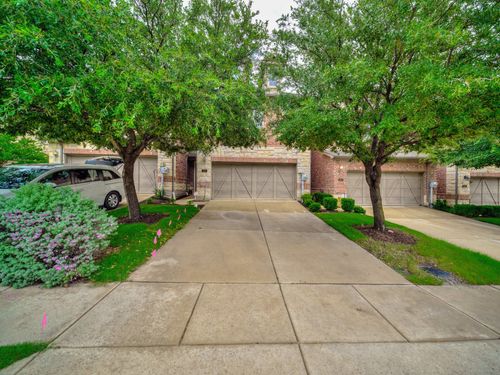 403 Teague Dr, Lewisville, TX, 75067-6722 | Card Image