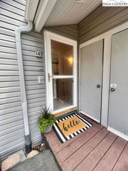 b14-1040 Sugar Mountain Dr, Sugar Mountain, NC, 28604-7037 | Card Image