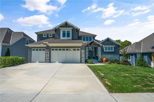 2504 W 179th St, Overland Park, KS, 66085-8953 | Card Image