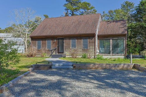3034 Baker Ave, Wellfleet, MA, 02667-7387 | Card Image