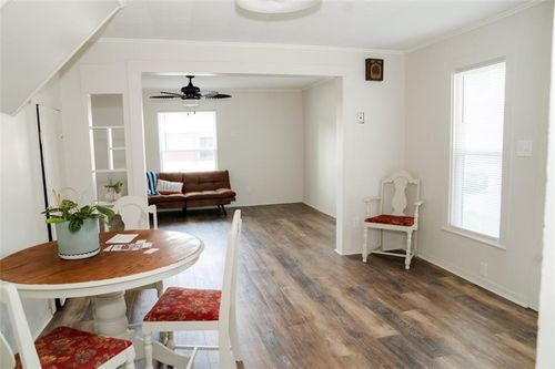 707 E 5th St, Altamont, KS, 67330-9406 | Card Image