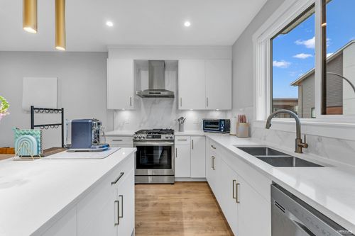 48-1639 162 St, Surrey, BC, V4A4Y1 | Card Image