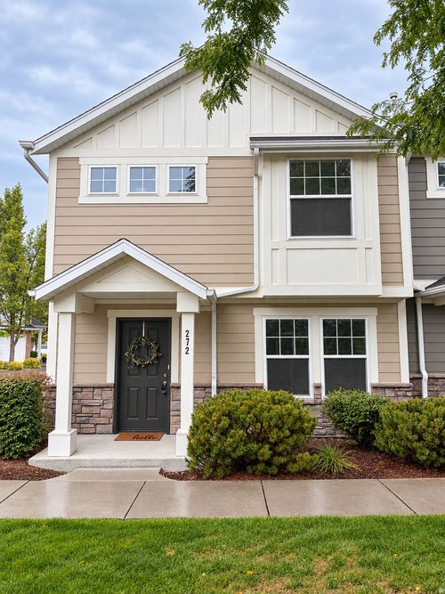 272 W 1010 S, Logan, UT, 84321-6935 | Card Image