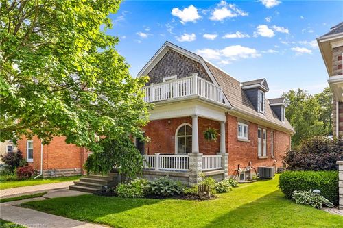 14 Goshen St S, Zurich, ON, N0M2T0 | Card Image