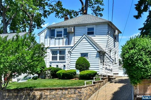 303 Marlboro Rd, Wood Ridge, NJ, 07075-1121 | Card Image