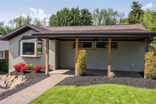 127 Dunbar Dr, Wilkins Twp, PA, 15235 | Card Image