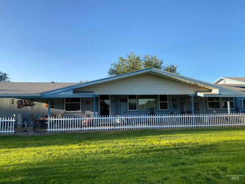 914 Ne Beaman St, Mountain Home, ID, 83647-5462 | Card Image