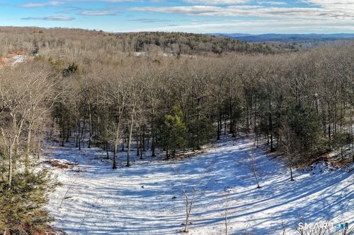 77 Belgo Rd, Lakeville, CT, 06039-1002 | Card Image