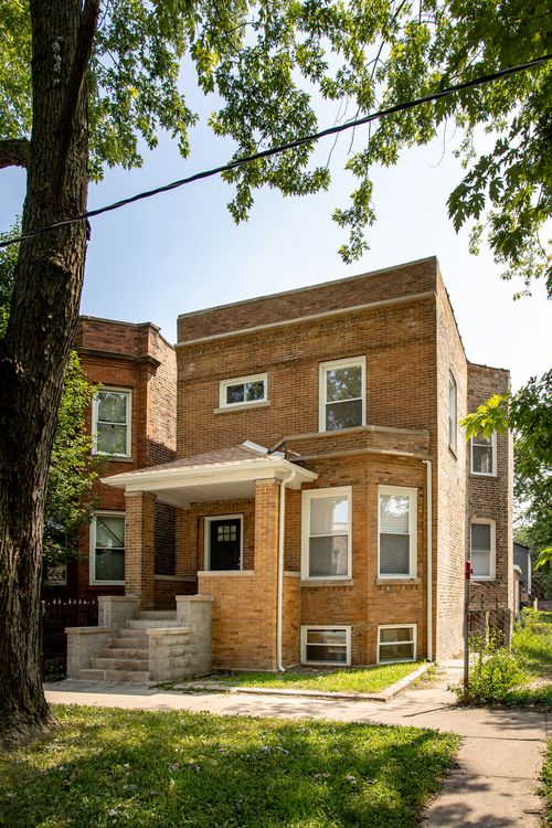 6627 S Saint Lawrence Ave, Chicago, IL, 60637-4105 | Card Image