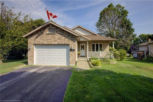 1069 Mclaughlin St, Wroxeter, ON, N0G2X0 | Card Image