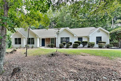 5665 Enchantress Ln, Buford, GA, 30518-7009 | Card Image