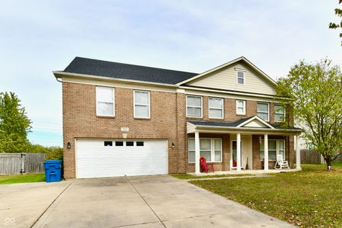 5674 Doe Way, Noblesville, IN, 46062-6562 | Card Image