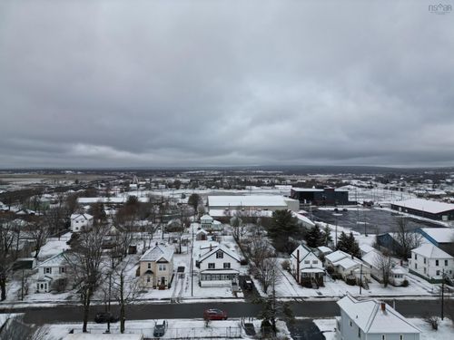 33 Ryland Ave, Bible Hill, NS, B2N2V5 | Card Image