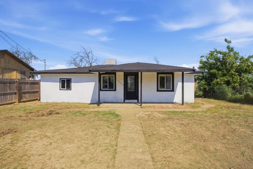 15080 Water Ave, Visalia, CA, 93292-9690 | Card Image