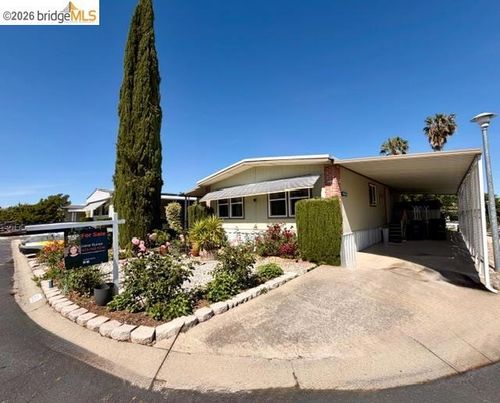 273 Luau Dr, Pittsburg, CA, 94565 | Card Image