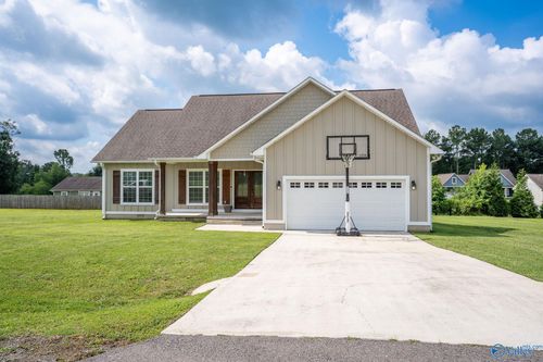 95 Edgewood Street, Rainsville, AL, 35986 | Card Image