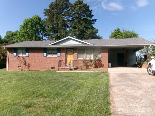 2583 Robinson Rd, Newton, NC, 28658-9526 | Card Image