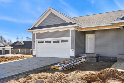 1001 Highland Trl, Solon, IA, 52333-8606 | Card Image