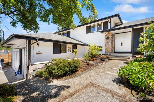 2732 Alpine Dr Se, Auburn, WA, 98002-7076 | Card Image