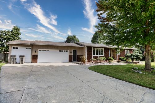 4000 Granada Ct Nw, Walker, MI, 49534-2257 | Card Image