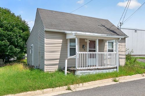 650 E Spring, Wytheville, VA, 24382 | Card Image