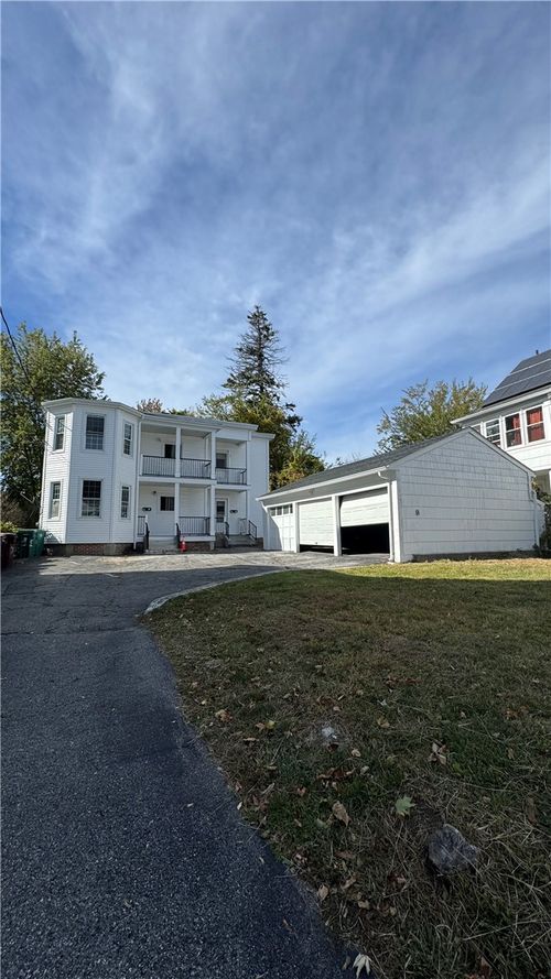43 Summit St, Woonsocket, RI, 02895-5145 | Card Image