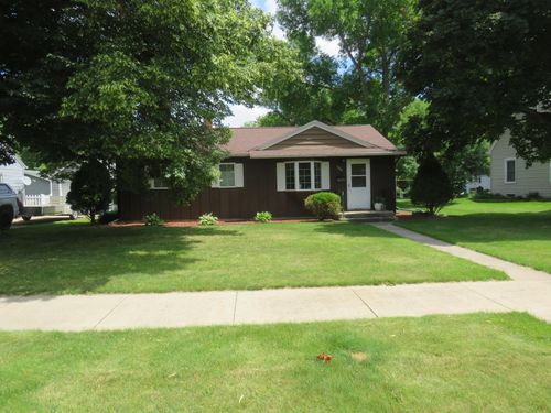 709 10th Street S, Benson, MN, 56215 | Card Image