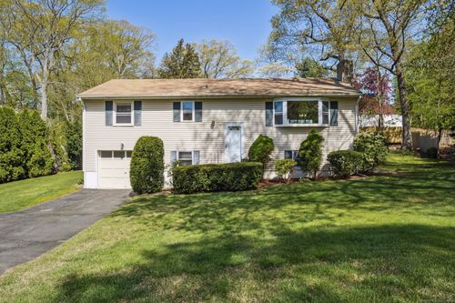 24 Styles Ln, Norwalk, CT, 06850-1818 | Card Image