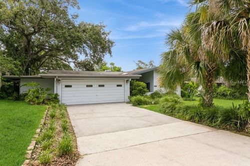 2035 Nolan Dr, DUNEDIN, FL, 34698-2718 | Card Image