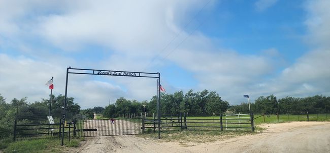 9286 County Road 2335, House other with 3 bedrooms, 2 bathrooms and 2 parking in Menard TX | Image 5