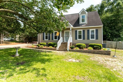 113 Lake Hurst Dr, Dudley, NC, 28333-9129 | Card Image