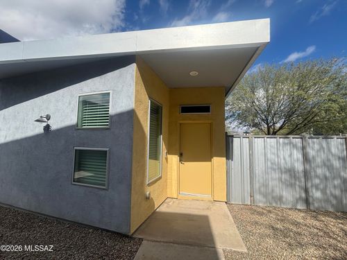 898 E Millenium Ct, Tucson, AZ, 85719-6810 | Card Image