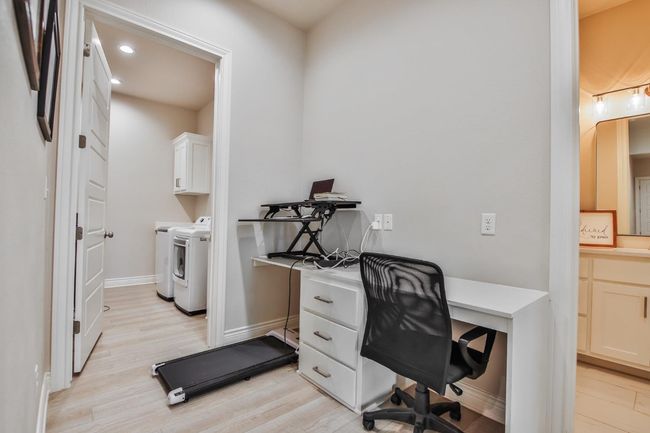 6903 18 Th St, House other with 3 bedrooms, 2 bathrooms and null parking in Lubbock TX | Image 33