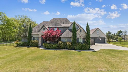 6690 525 Rd, Claremore, OK, 74019-2204 | Card Image