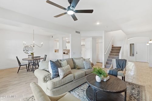 8-13415 N 20th St, Phoenix, AZ, 85022-5157 | Card Image
