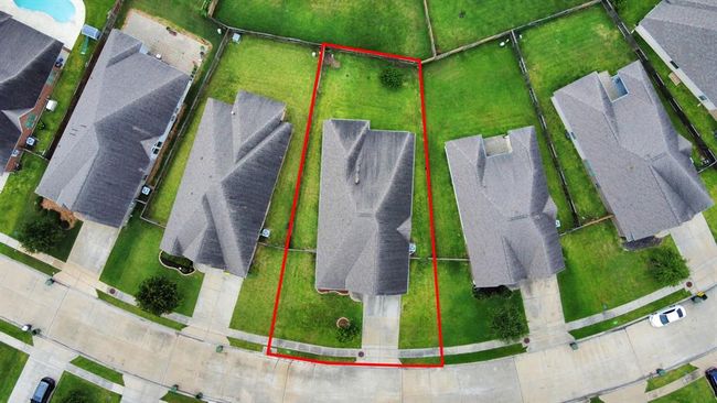 13208 Sage Meadow Ln, House other with 3 bedrooms, 2 bathrooms and 2 parking in Pearland TX | Image 41