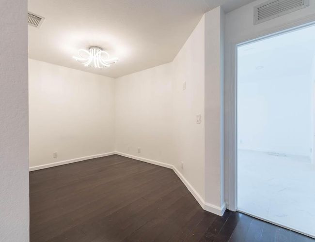 6408 Sandy Bank Ter, Condo with 3 bedrooms, 3 bathrooms and null parking in Riviera Beach FL | Image 11