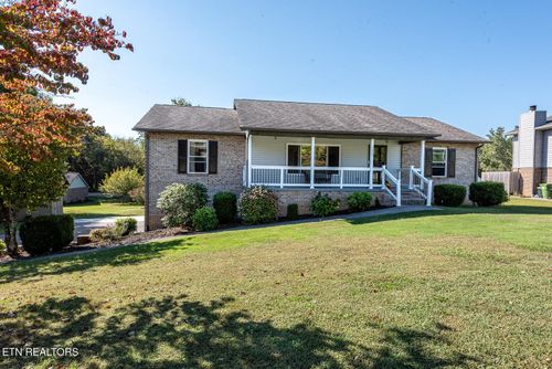 1420 Wilshire Pl, Maryville, TN, 37803-6772 | Card Image