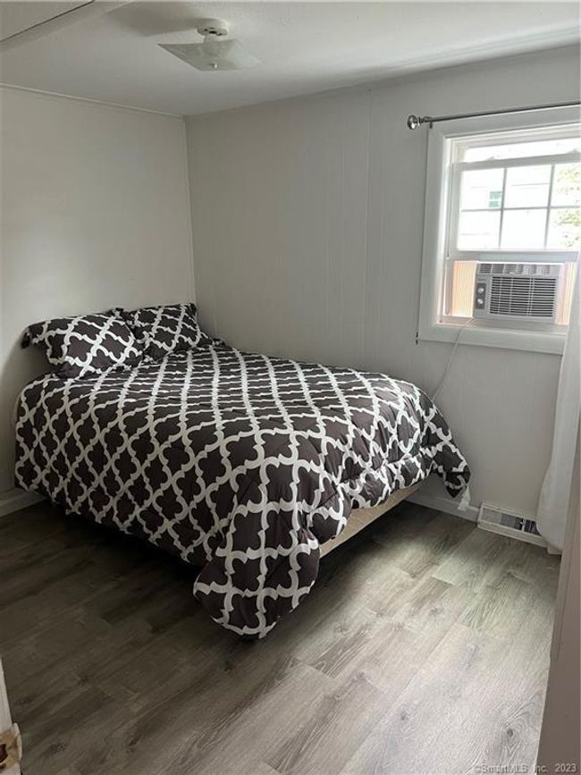 16 Clearwater Road Road, House other with 3 bedrooms, 2 bathrooms and null parking in Old Saybrook CT | Image 7