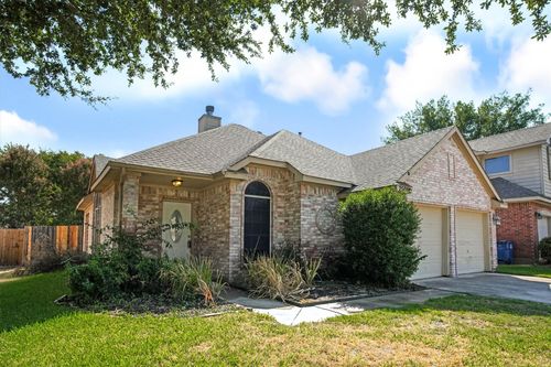 2508 Lakeshore Dr, Flower Mound, TX, 75028-7548 | Card Image